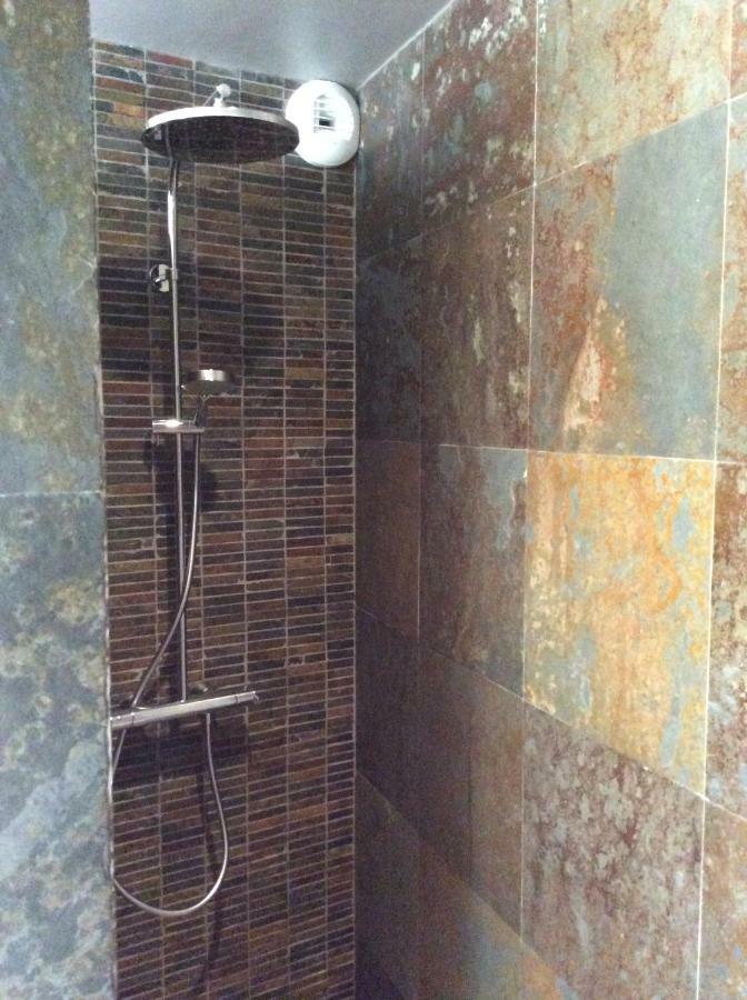 Au Charnet Bed & Breakfast Les Fourgs Екстериор снимка